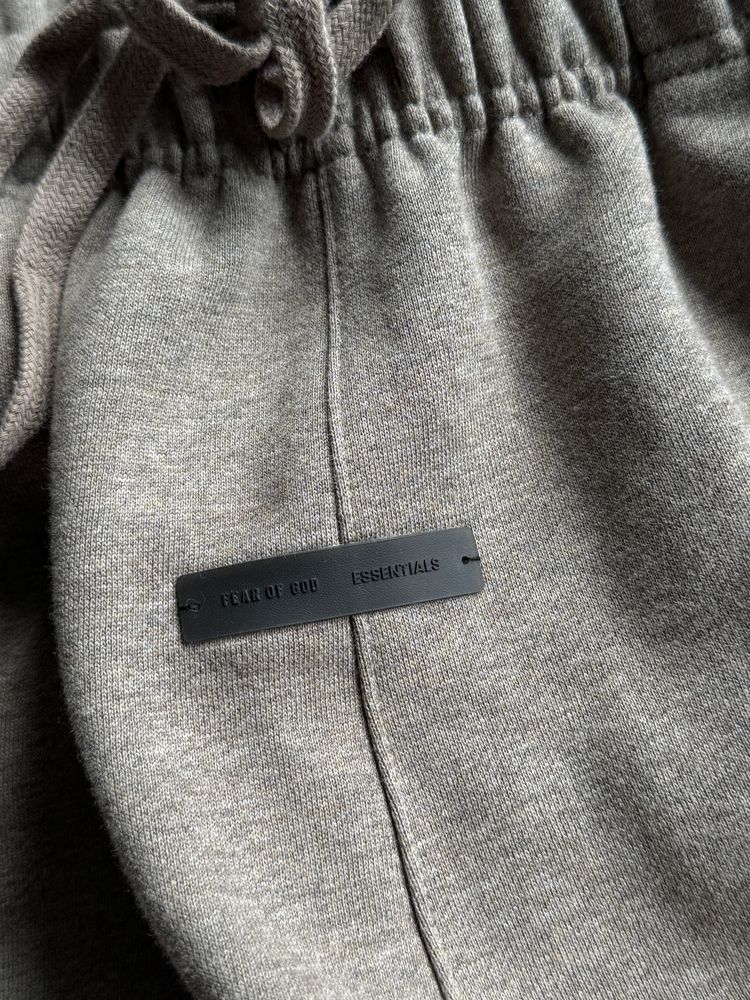 Immagine di Fear Of God Essentials Sweatpants L size  4