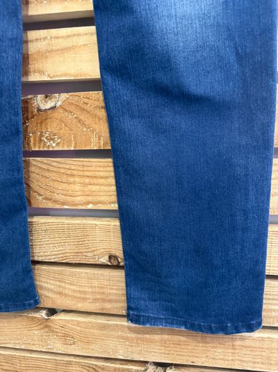 Vintage 90s Levi’s 541 Dark Blue/ Indigo Jeans. Waist 34” leg 31.5” 5