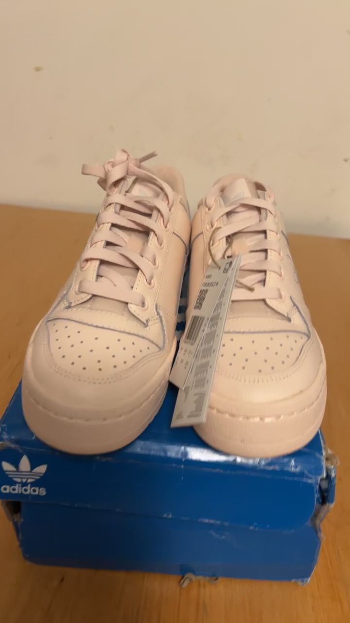 Adidas Forum Low image 1