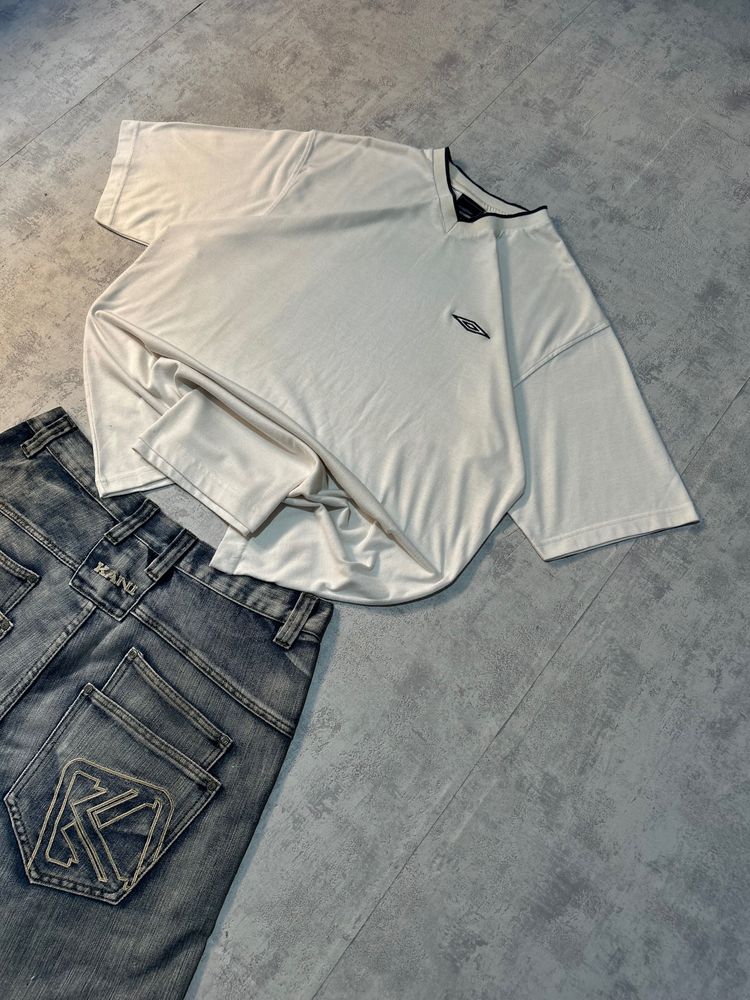 Umbro White V-Neck T-Shirt