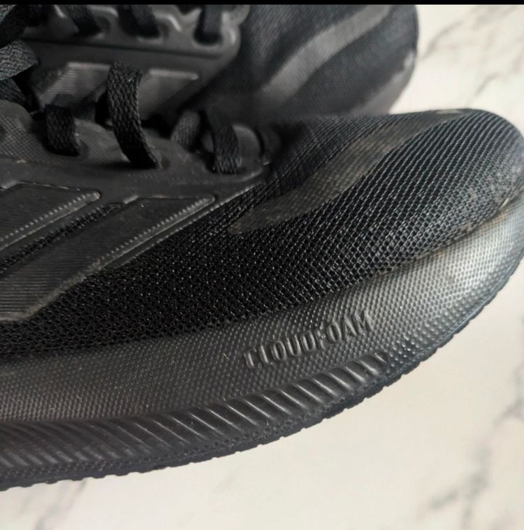 Immagine di Adidas Black Running Shoes 3