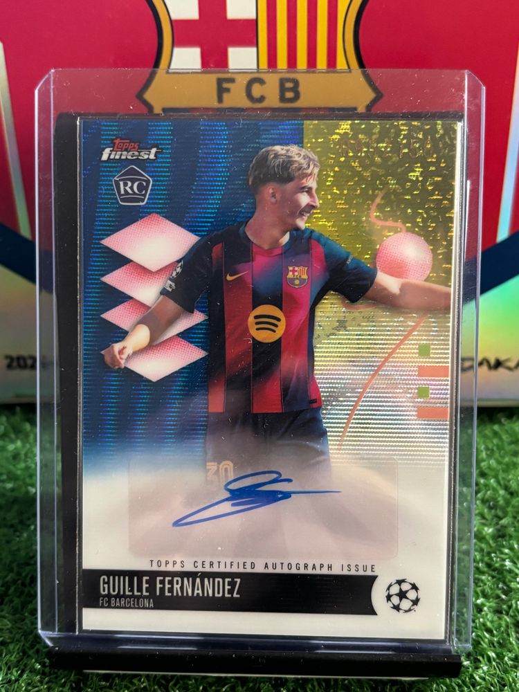 Topps Topps Finest Guille Fernández Autographed Football Trading Card product image