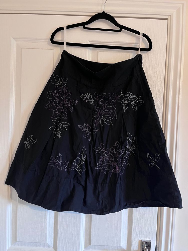 Y2k next black skirt with floral embroidery