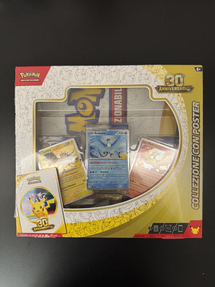 Pokémon 30Th Anniversary Poster + 3 Buste e Promo image 1