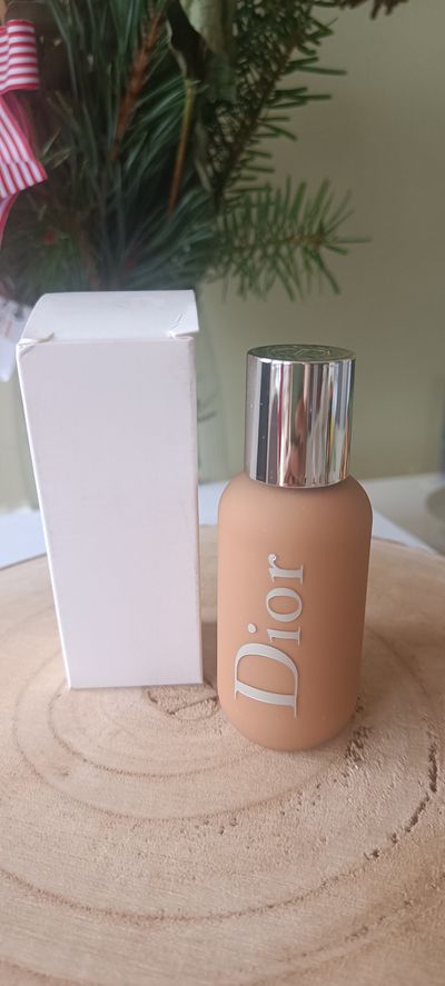 Dior Foundation Bottle