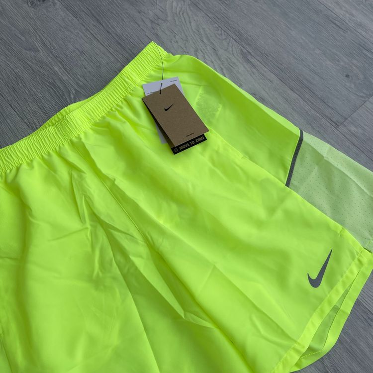 Nike Repel UV Windbreaker Running Jacket and 2 in 1 Compression Challenger Shorts - Volt image 7