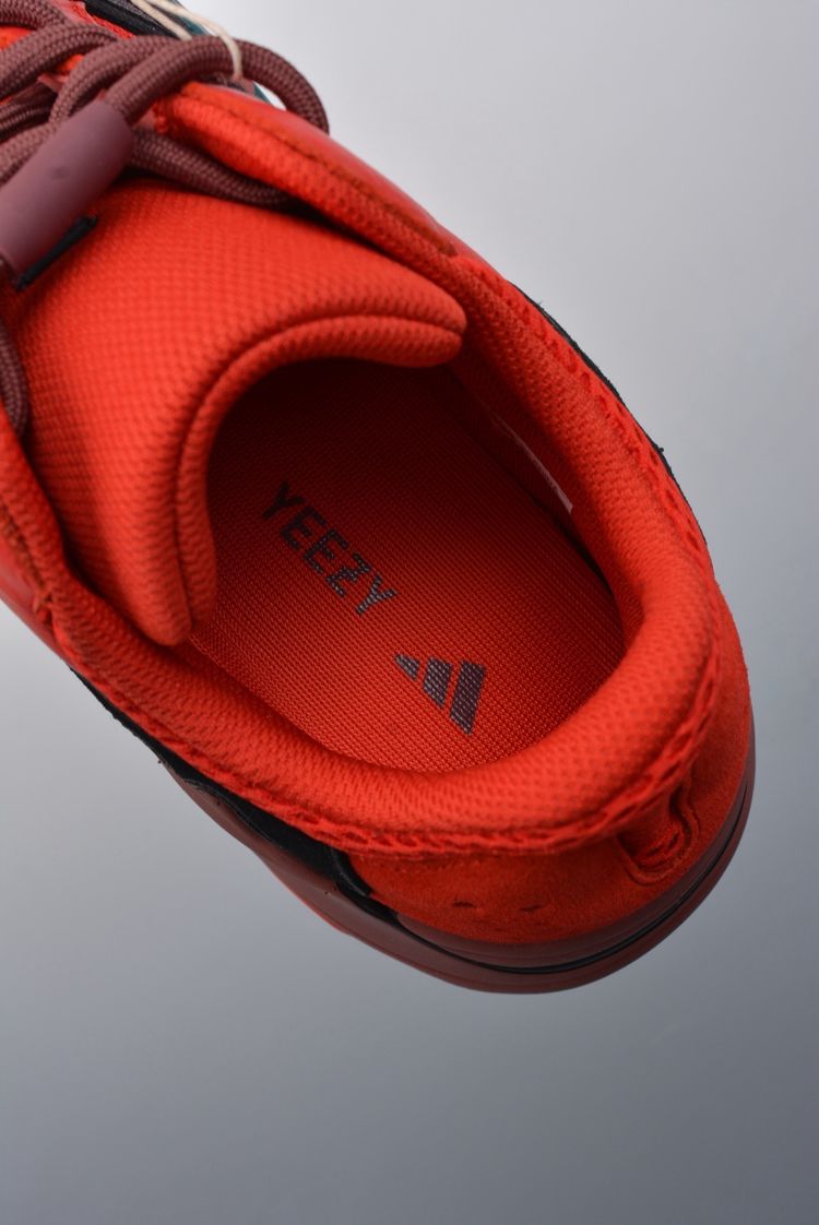 Adidas Yeezy Sneakers image 5