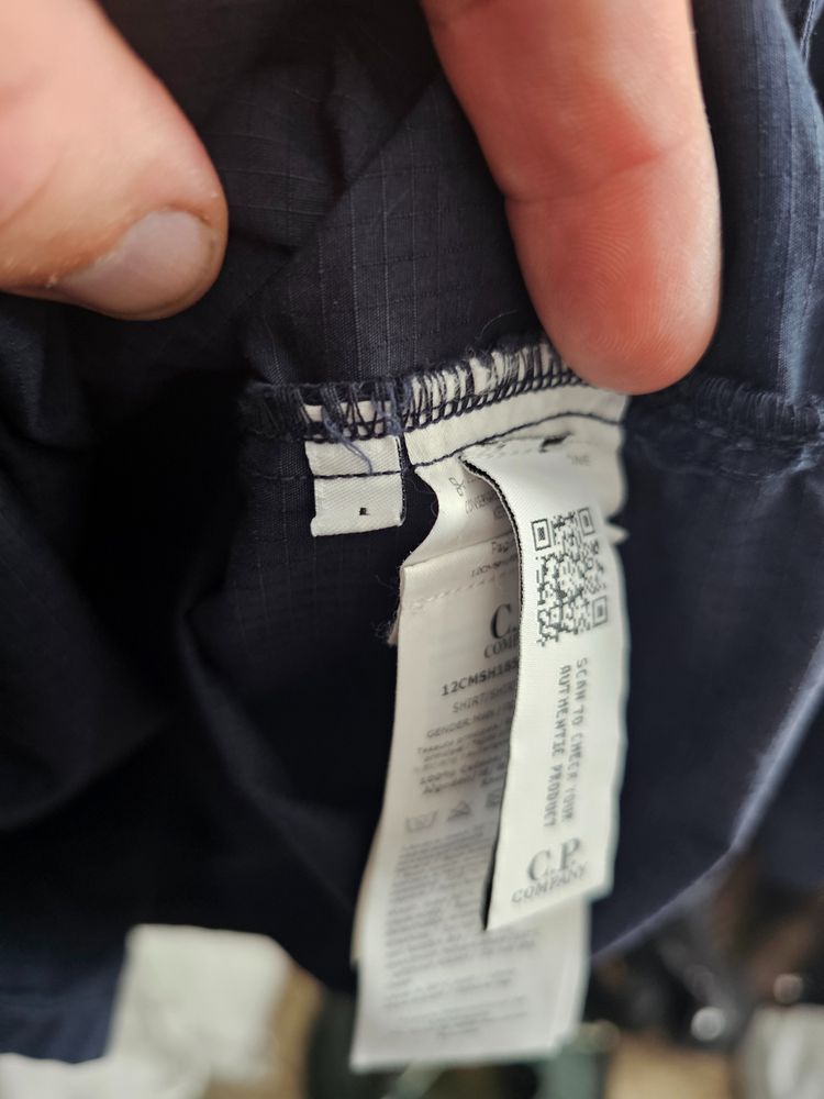 C.P. Company Navy Blue Pullover Shirt rip stop  imagen 3