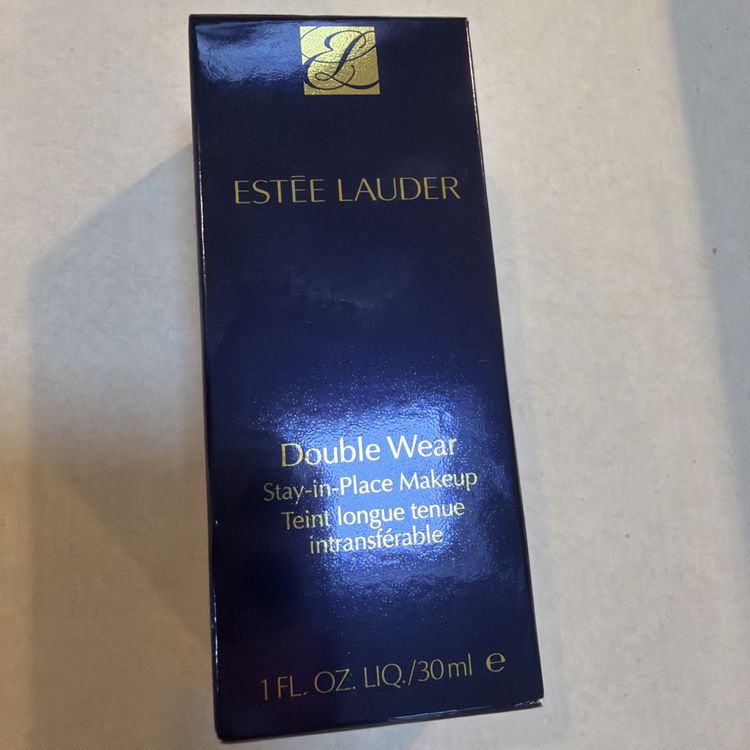 Immagine di Estée Lauder Double Wear Foundation 4N1 Shell Beige Old Formula SPF10 30ml 1