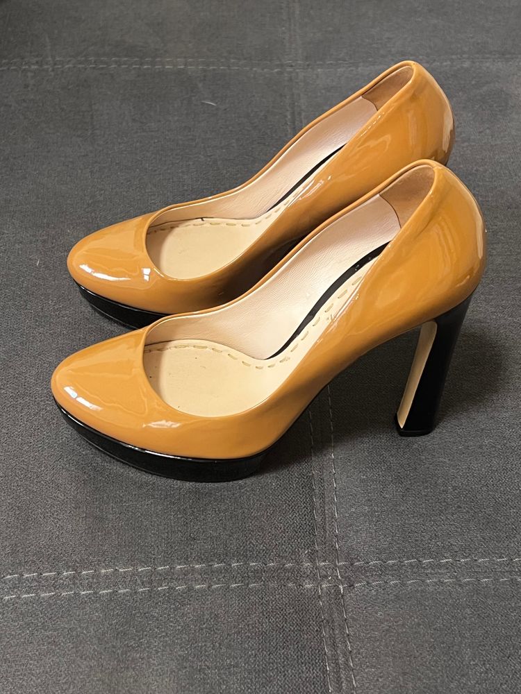 Miu Miu Women'S High Heel Platform Pumps image 4
