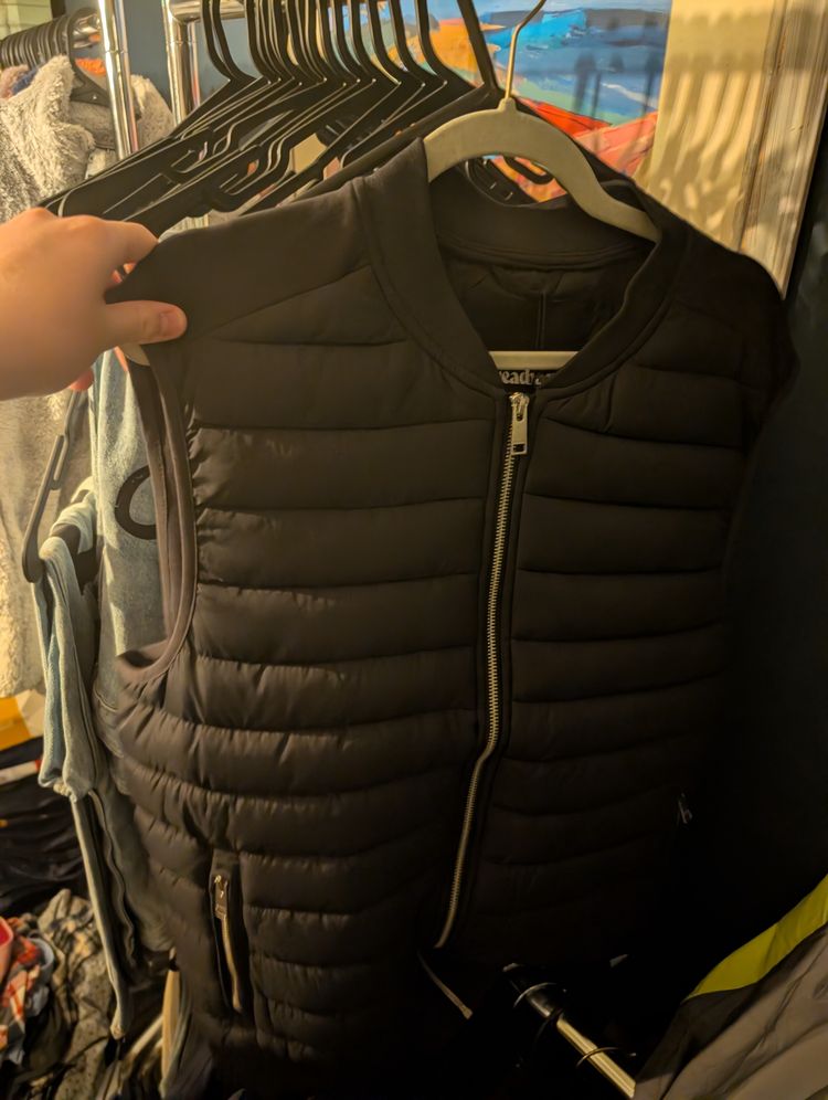 Threadbare nwt Black Padded Vest