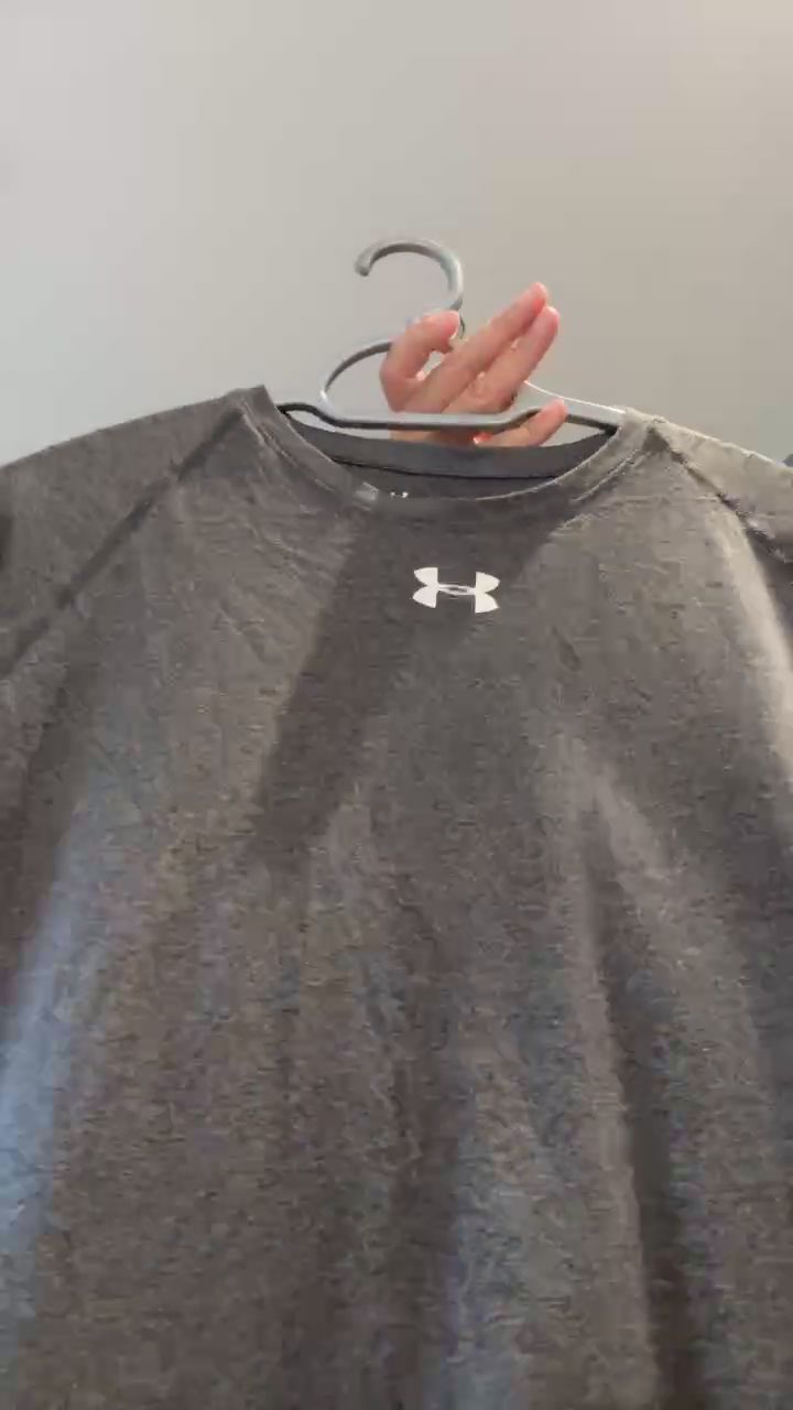 Under Armour T-Shirt image 1