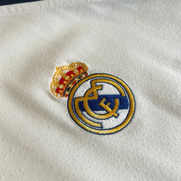 2003-04 Real Madrid Training Tee - XL image 3