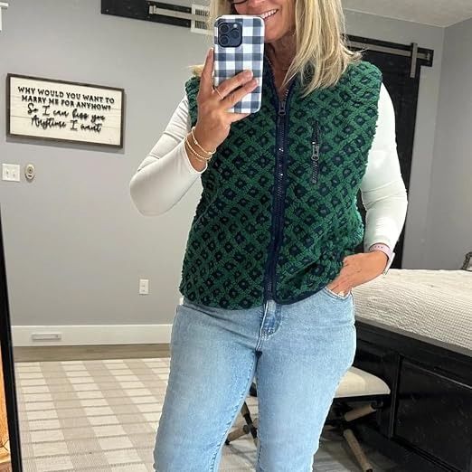 Green Patterned Fleece Vest imagen 4