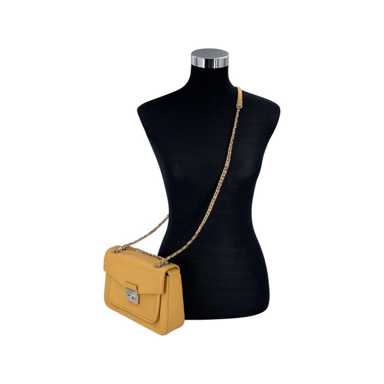 Immagine di Fendi Leather Shoulder Bag Baguette 2