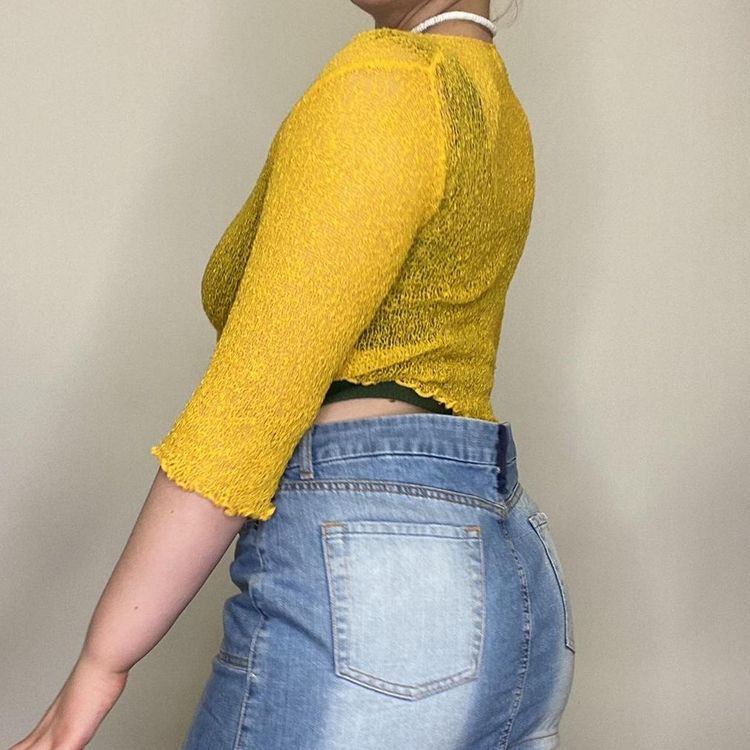 90s 00s yellow crinkle crochet tie top with lettuce hems.