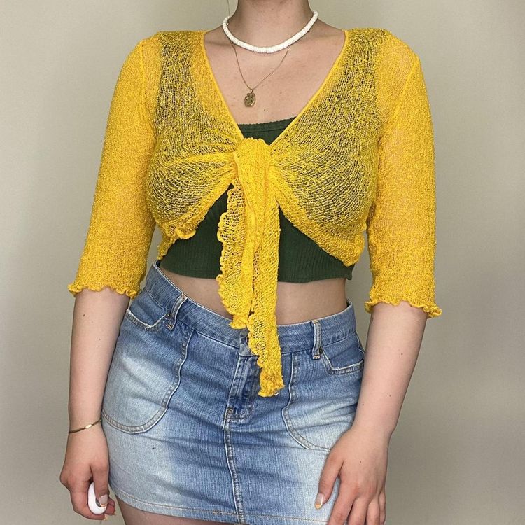90s 00s yellow crinkle crochet tie top with lettuce hems. 3