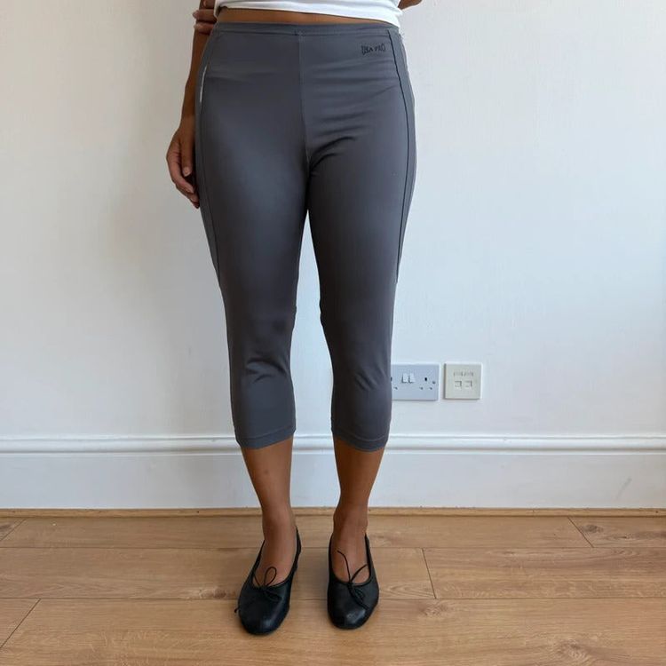Grey USA pro cropped capris - Size S image 2
