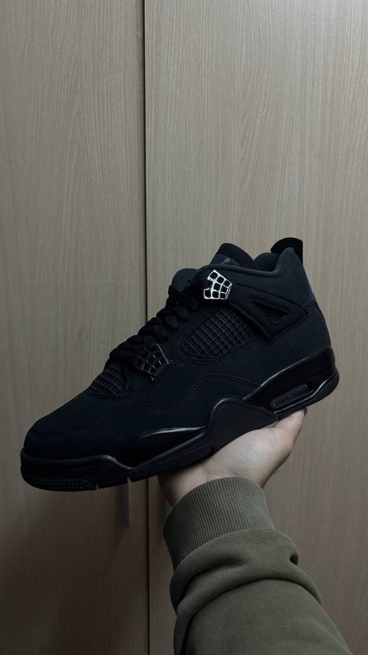 Jordan 4 Black Cat