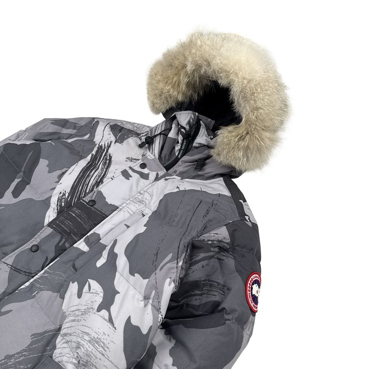 Canada Goose Grey Camo Premium Down Carson Coyote Fur Parka Jacket - Large image 9