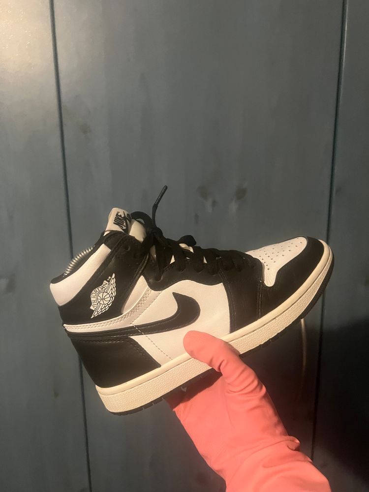 Nike Black And White High-Top Sneakers