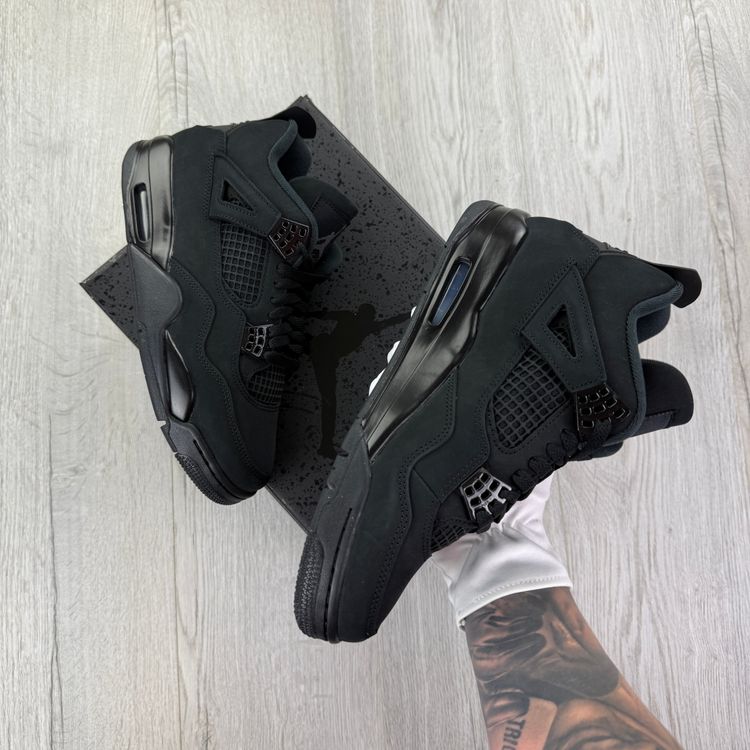 Jordan 4 Retro Men’s ‘Black Cat’ Trainers (2025) 3