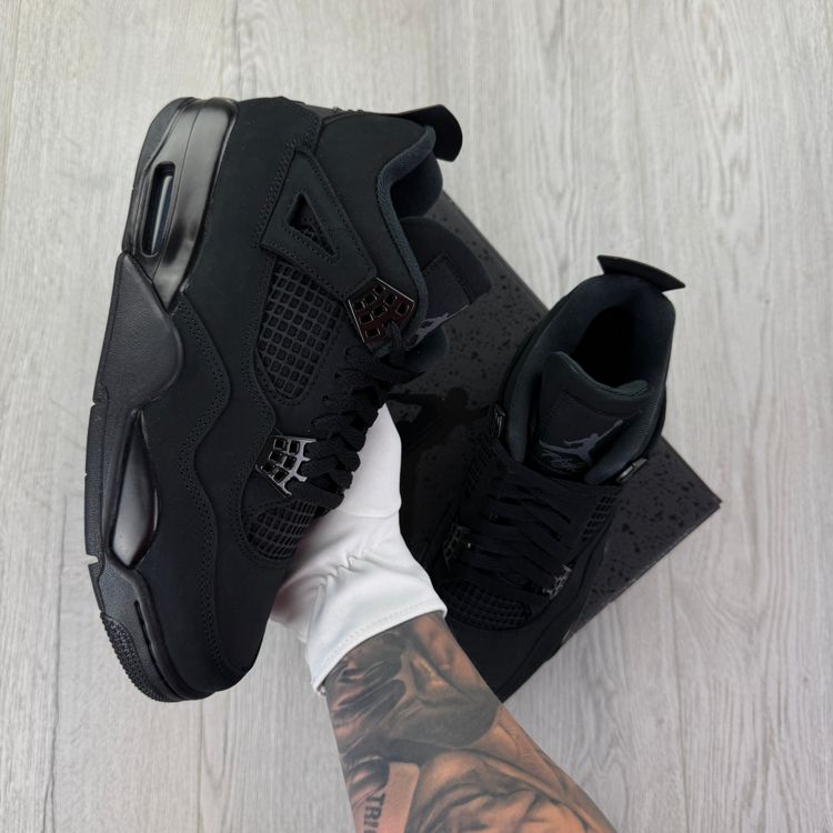 Jordan 4 Retro Men’s ‘Black Cat’ Trainers (2025) 15