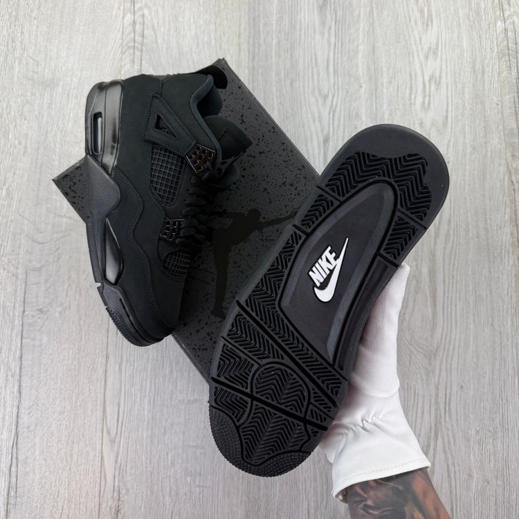 Jordan 4 Retro Men’s ‘Black Cat’ Trainers (2025) 13