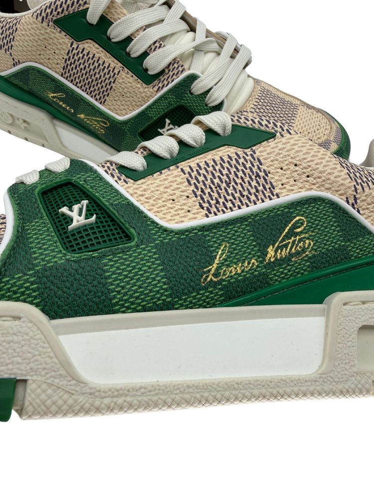 Louis Vuitton Damier LV Trainer 7