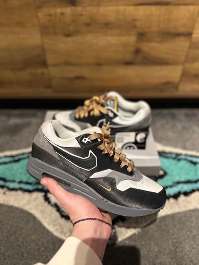 Nike air max 1 “.SWOOSH Low Poly Big Head Mode” U.K. 9