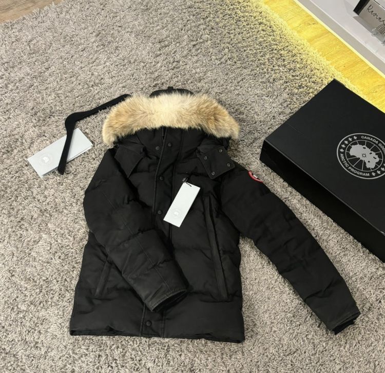 Canada Goose Black WYNDHAM Jacket