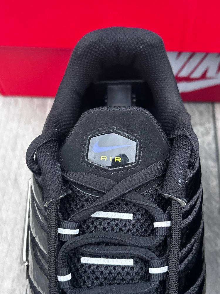 Nike Air Max Plus TN Trainers ‘Black Chrome’ - Size UK 7.5 (PRE-LOVED) image 9
