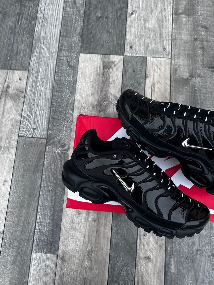 Nike Air Max Plus TN Trainers ‘Black Chrome’ - Size UK 7.5 (PRE-LOVED) image 5