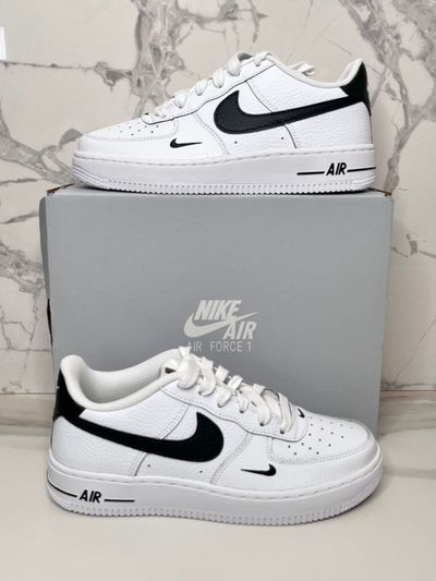 Nike Air Force 1 Sneakers