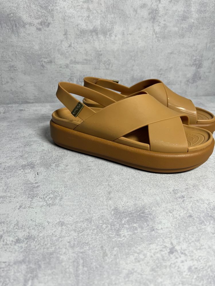 Immagine di Crocs - Kroksy Damskie 38-39EU 2