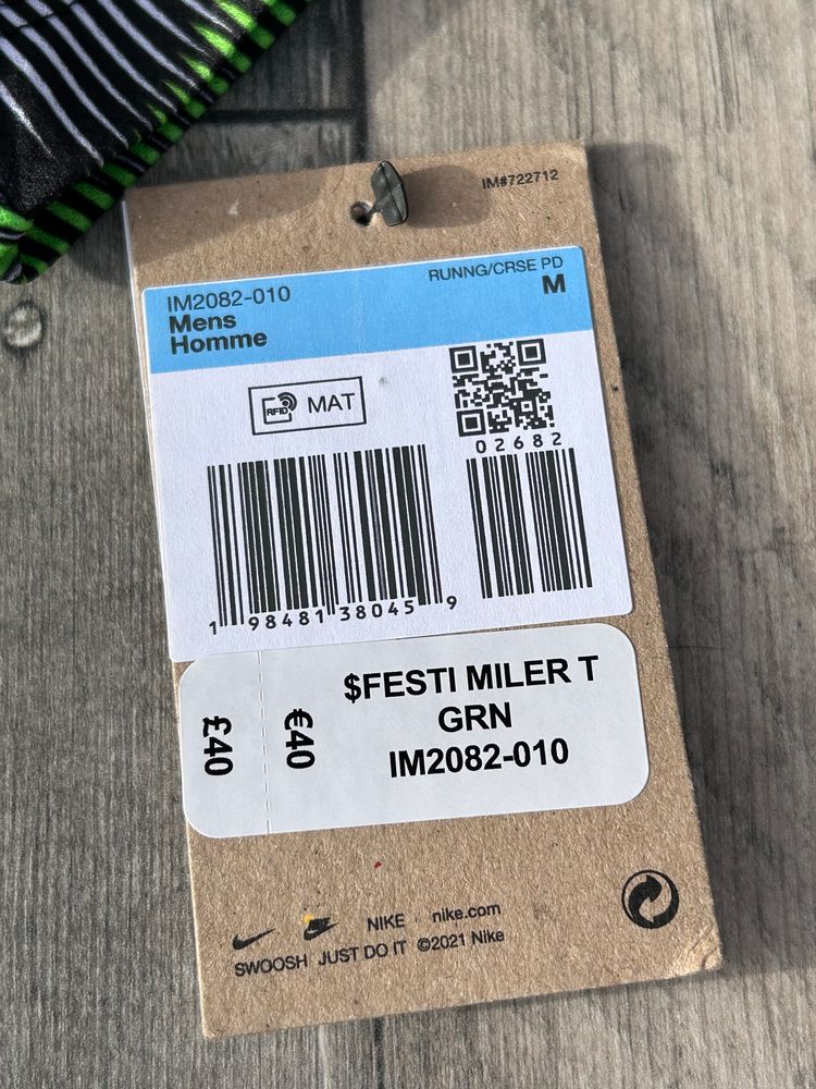 Nike Dri-Fit Miler Festival T-shirt & Short Set - ‘Green’ - Size Medium   obraz 4