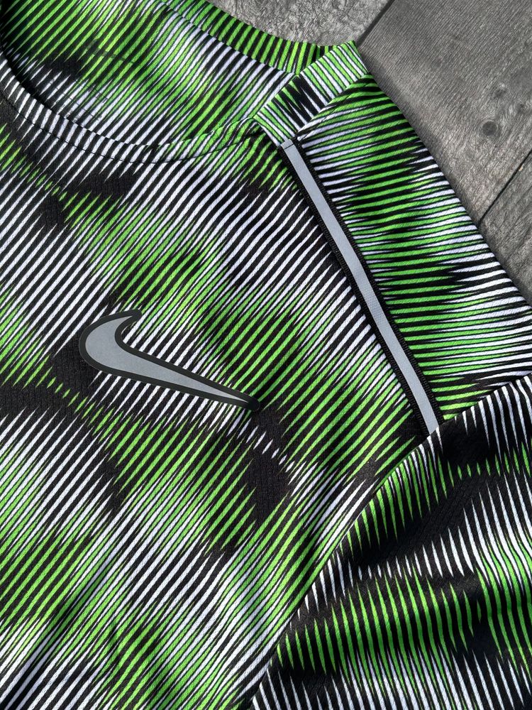 Nike Dri-Fit Miler Festival T-shirt & Short Set - ‘Green’ - Size Medium   obraz 6