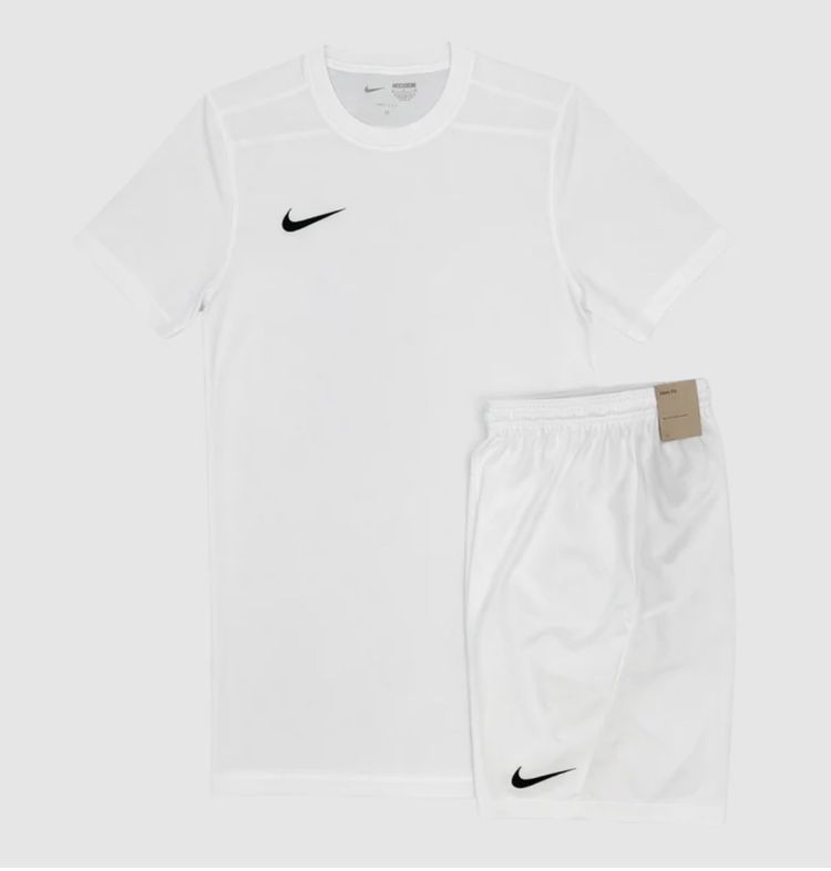NIKE DRI-FIT TSHIRT / SHORTS SET - WHITE
