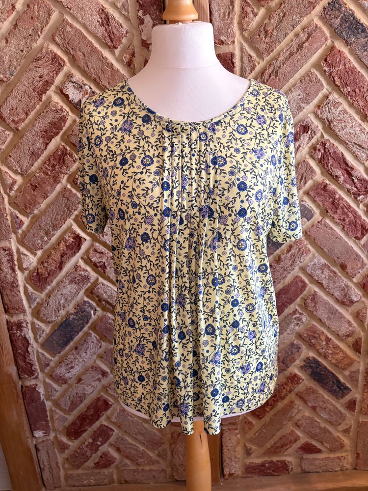 Yellow Floral Short Sleeve Blouse