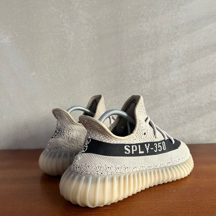 YEEZY 350 BOOST V2 | Slate | UK 7.5 image 5