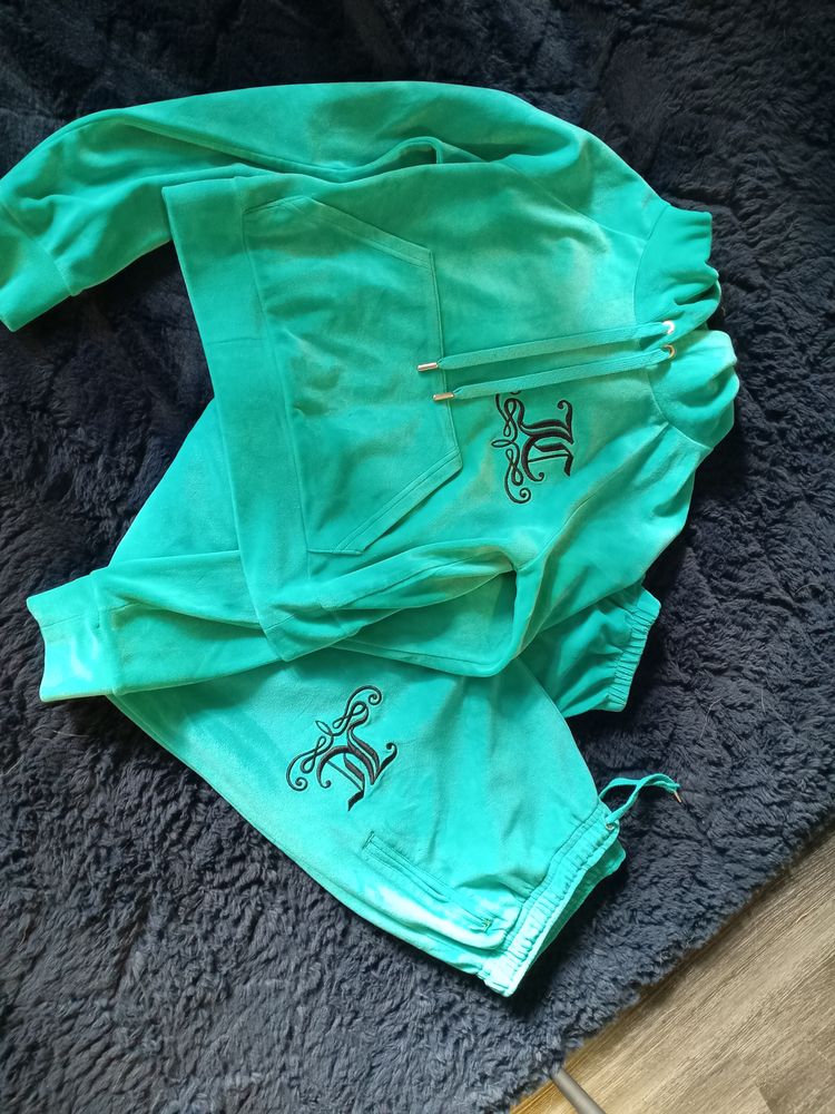 JUICY COUTURE