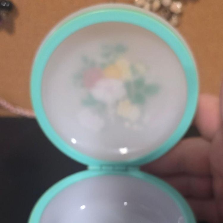£12, Round Floral Trinket Box vintage  image 8