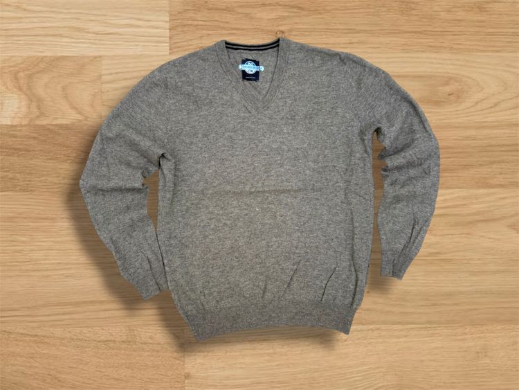 North Sails grey V-neck sweater product image