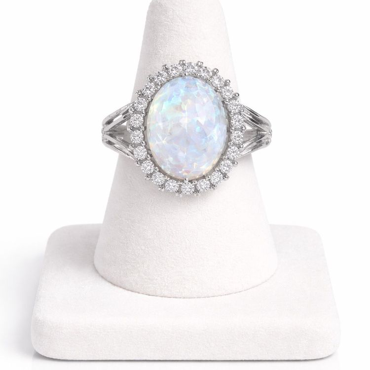 Opal And Diamond Ring imagen 1