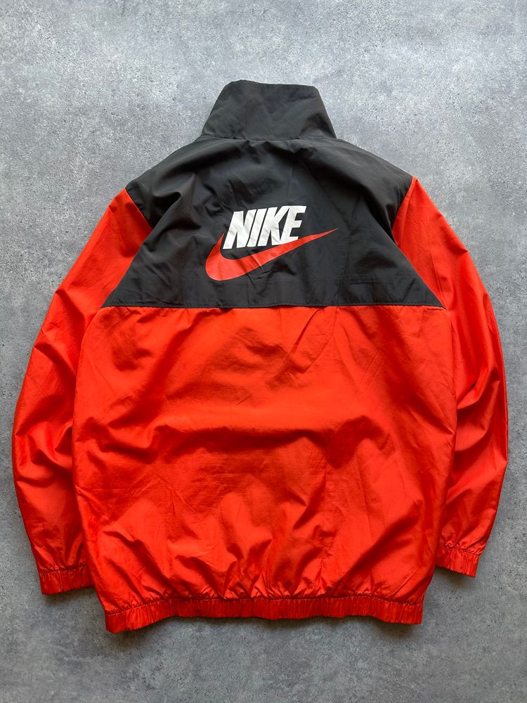 Nike Windbreaker Jacket (S)