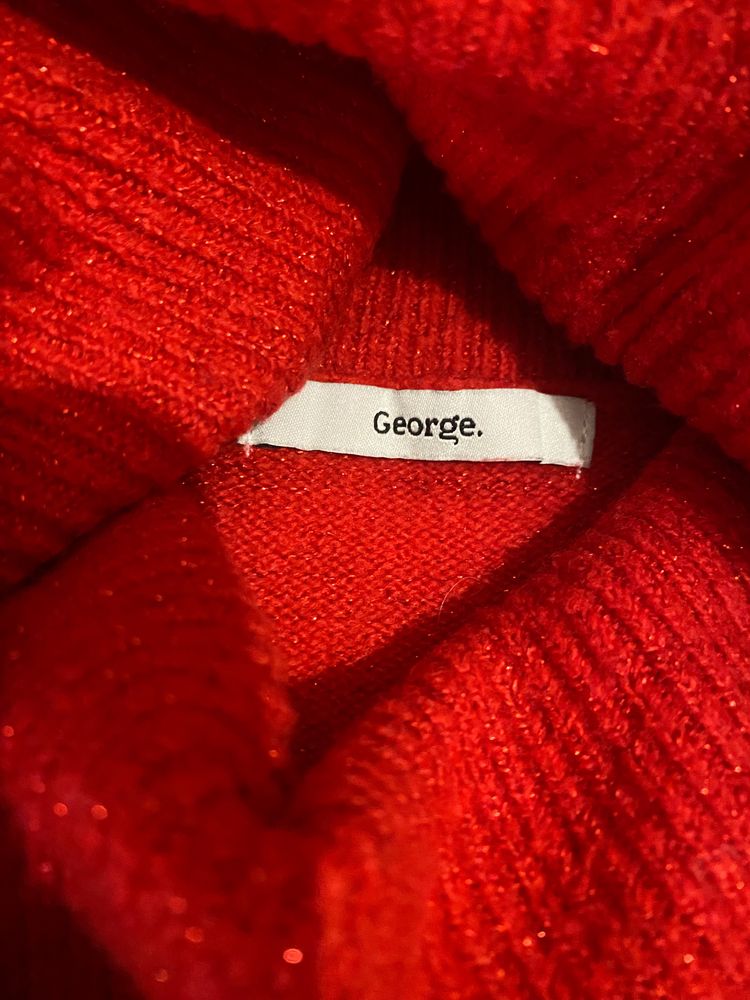 George Red Turtleneck Sweater obraz 4