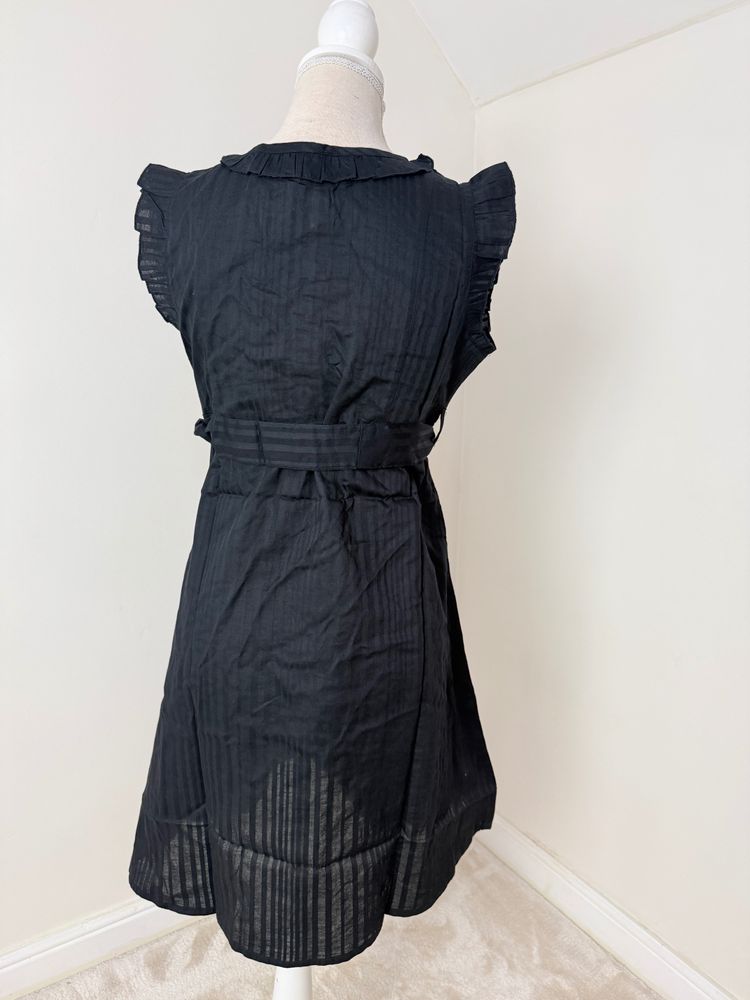 Black Sleeveless Dress With Belt 4