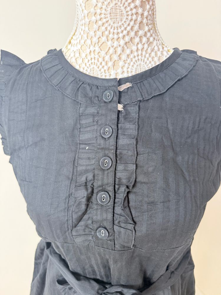 Black Sleeveless Dress With Belt 10