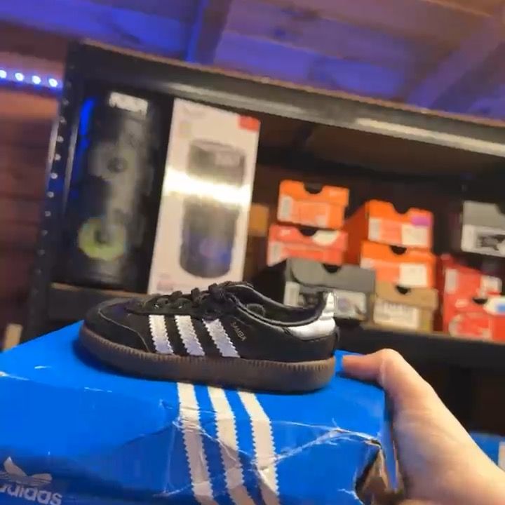 Adidas Originals Adidas samba size 4  product image