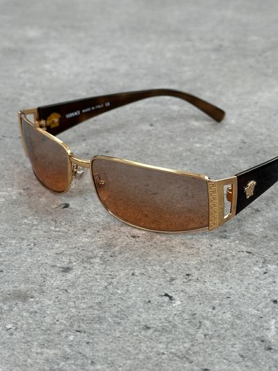 Versace 2000s Rectangular Medusa Logo Sunglasses 11